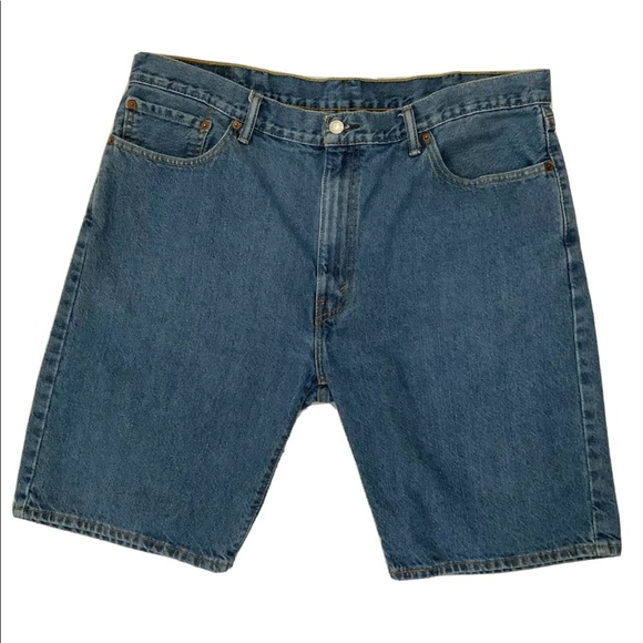 Levi's 505 Denim Blue Jean Shorts
Made of 100% Cotton
Size 40 - Picture 2 of 12